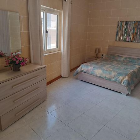 Hideaway Flats Apartment Xlendi Luaran gambar